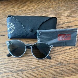 NWOT Ray-Ban Blaze Panthos Black and Matte Clear Polarized Sunglasses